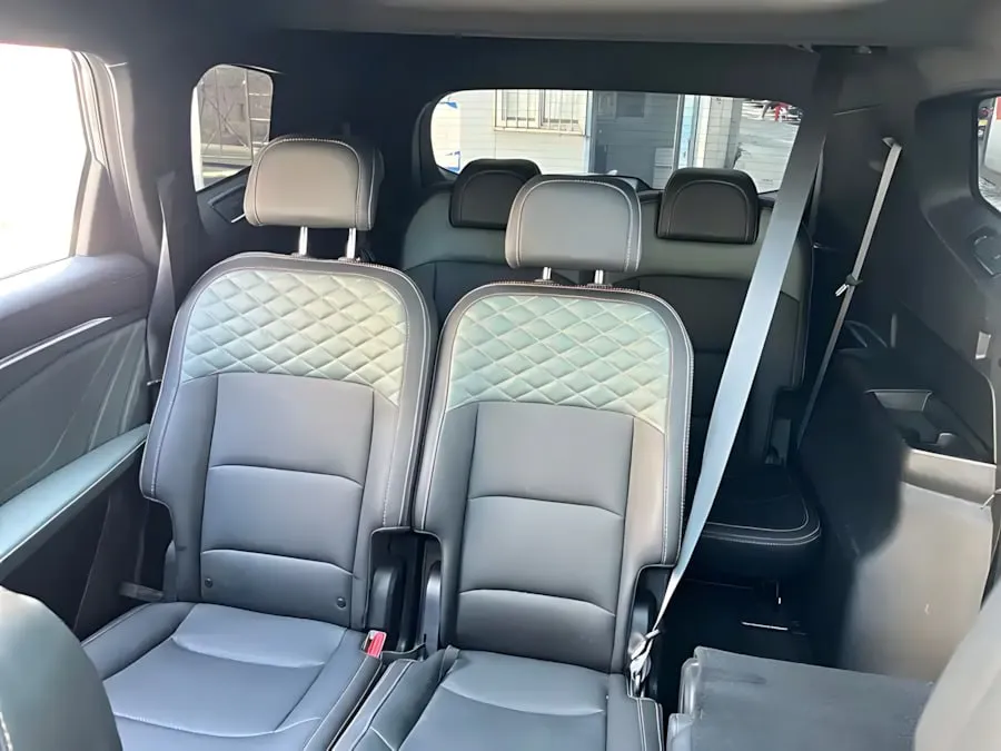 GEELY HAOYUE L 2.0T 7DCT PREMIUM EDITION (7 МЕСТ) 2023