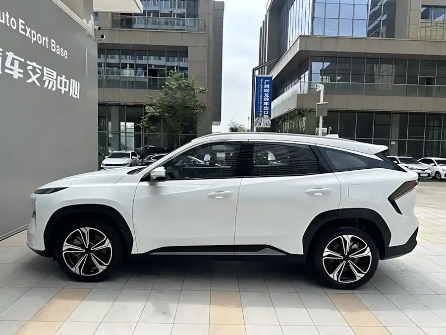 GEELY GALAXY L7 115KM MAX 2024