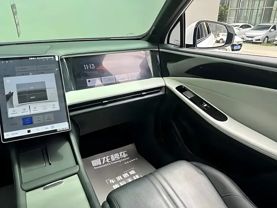 GEELY GALAXY L7 115KM MAX 2024