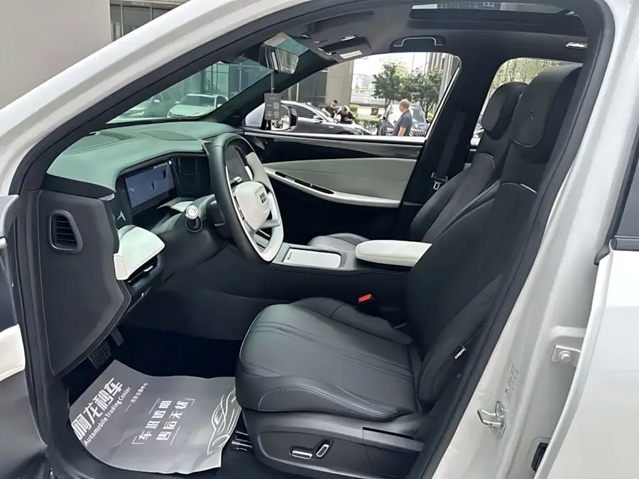 GEELY GALAXY L7 115KM MAX 2024