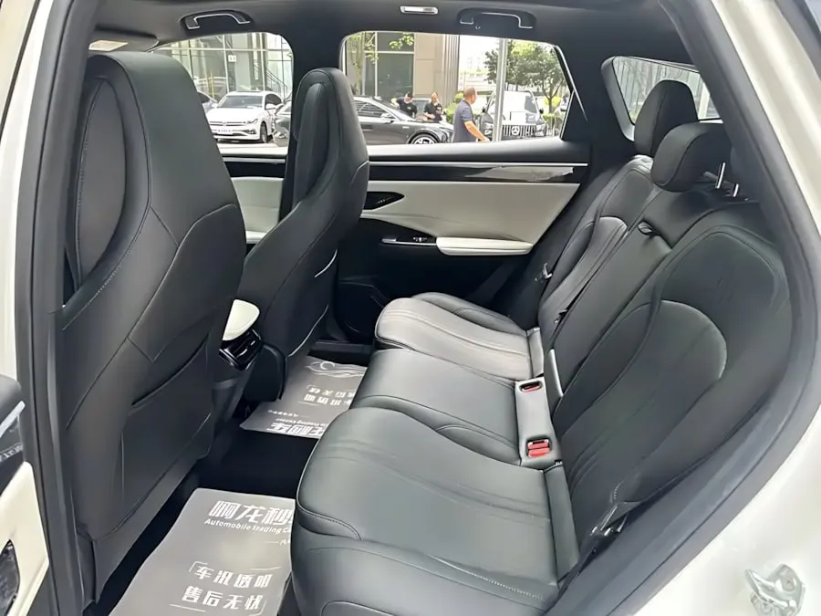 GEELY GALAXY L7 115KM MAX 2024
