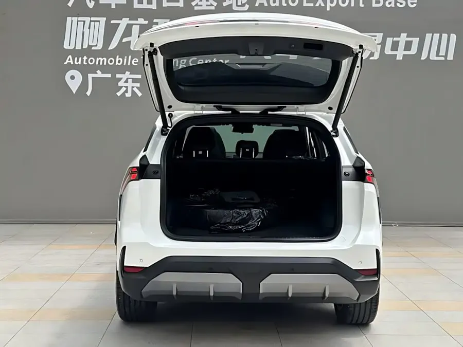 GEELY GALAXY L7 115KM MAX 2024