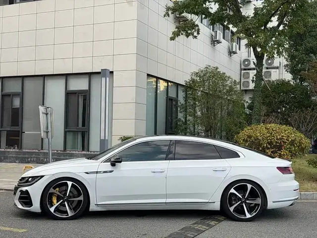 VOLKSWAGEN CC 2023