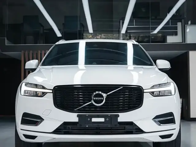 VOLVO XC60 T5 4WD 2021