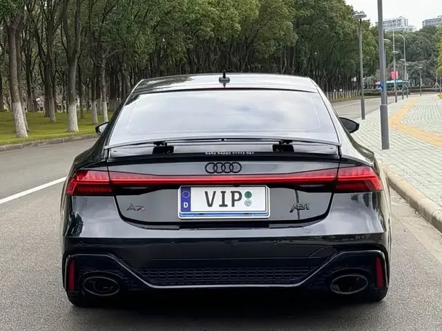 AUDI A7 45 TFSI RESERVE 2021