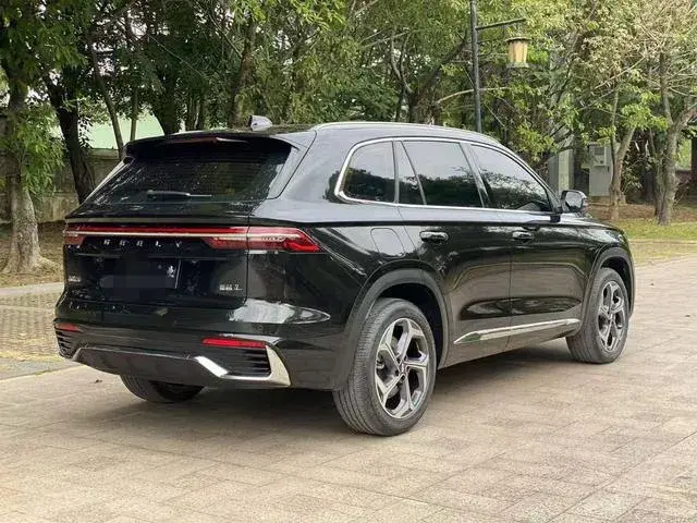 GEELY MONJARO 2022