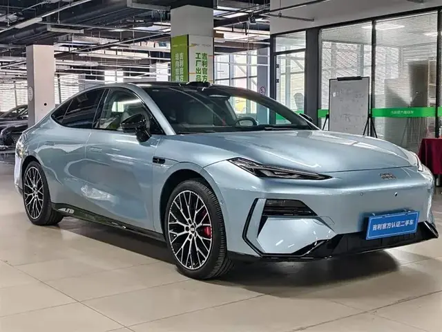 GEELY GALAXY E8 2025