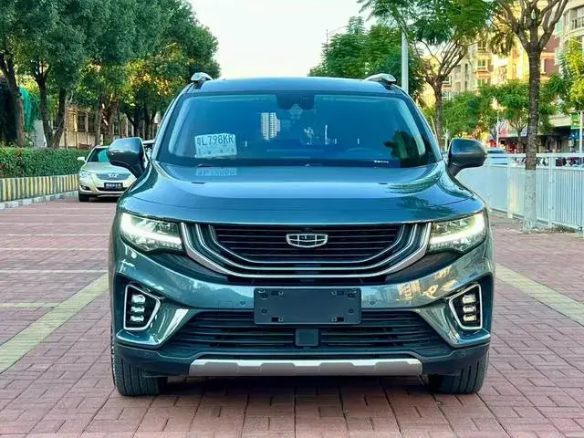 GEELY OKAVANGO 2021