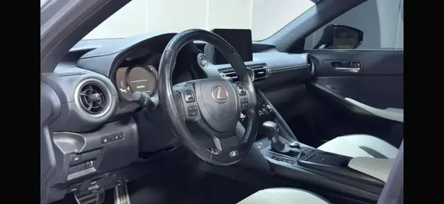 LEXUS IS 350 F SPORT 2022