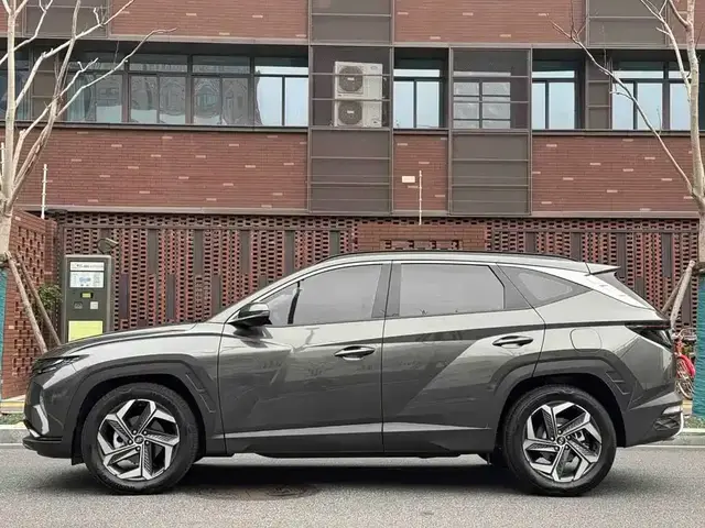 HYUNDAI TUCSON L 2022