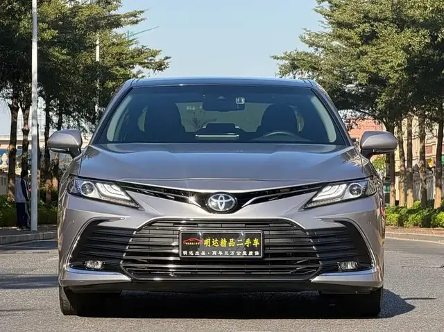 TOYOTA CAMRY 2023
