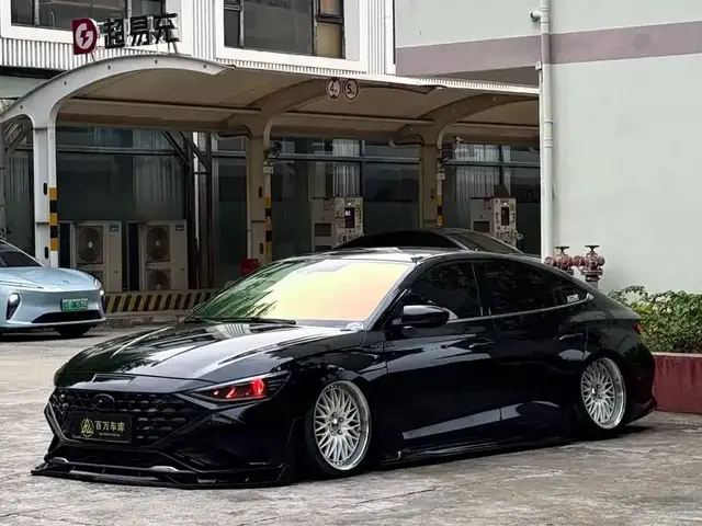 HYUNDAI LAFESTA 2023