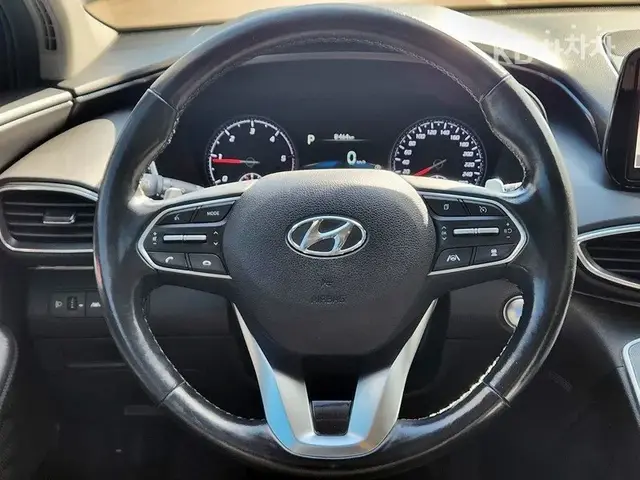 HYUNDAI SANTA FE 2021