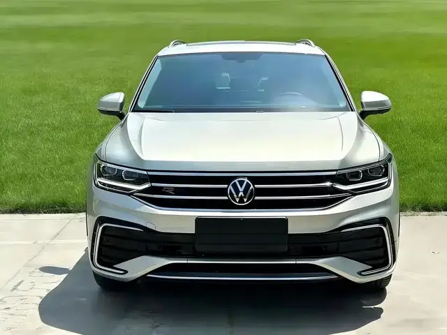 VOLKSWAGEN TIGUAN L 2022