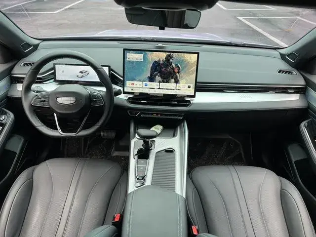 GEELY XINGRUI 1.5T ORIENTAL SHINING KUNLUN EDITION 2025