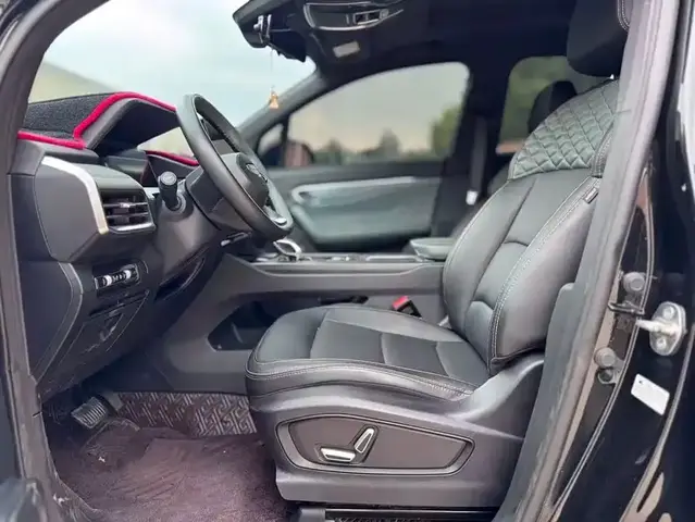 GEELY OKAVANGO 2.0T DCT PREMIUM EDITION (7 МЕСТ) 2023