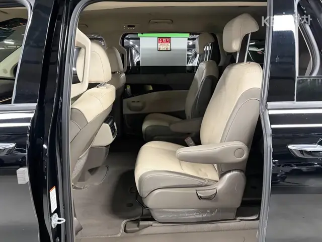KIA THE CARNIVAL 2.2 DIESEL 9-SEATER NOBLESSE (РЕСТАЙЛИНГ) 2024
