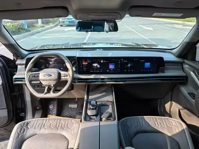 FORD EDGE 2.0T ECOBOOST LUXURY (7 МЕСТ) 2023