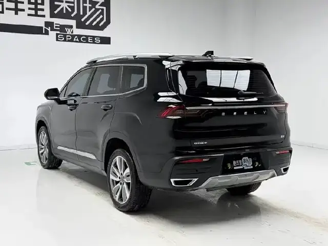 GEELY OKAVANGO 1.8TD DCT LUXURY (7 МЕСТ) 2022