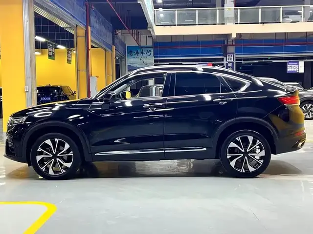 GEELY TUGELLA 2022