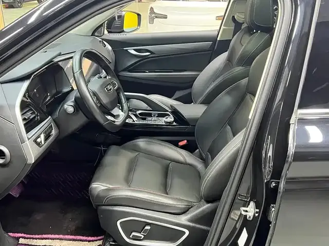 GEELY TUGELLA 2022
