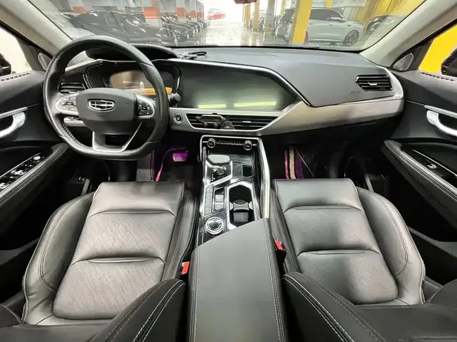 GEELY TUGELLA 2022