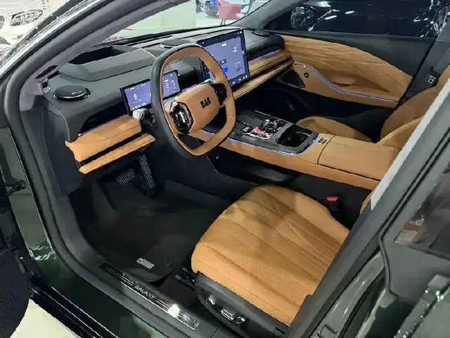 GEELY GALAXY STARSHIP 8 2025