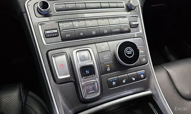 HYUNDAI SANTA FE 2021