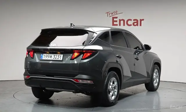 HYUNDAI TUCSON NX4 2021
