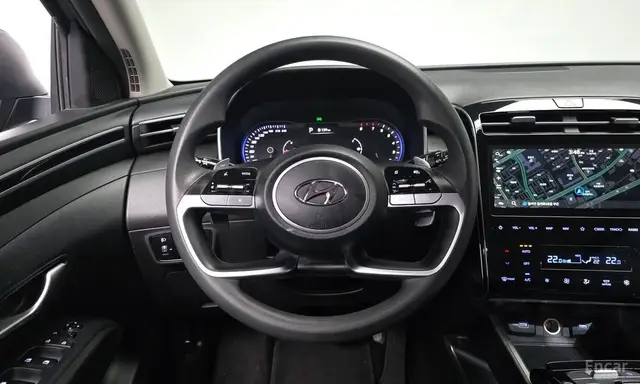 HYUNDAI TUCSON NX4 2021