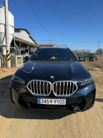 BMW X6 XDRIVE40I M SPORT 2025
