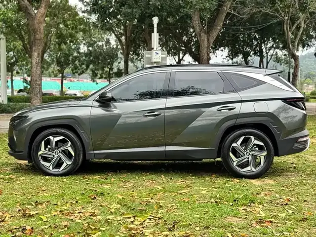 HYUNDAI TUCSON L 2023