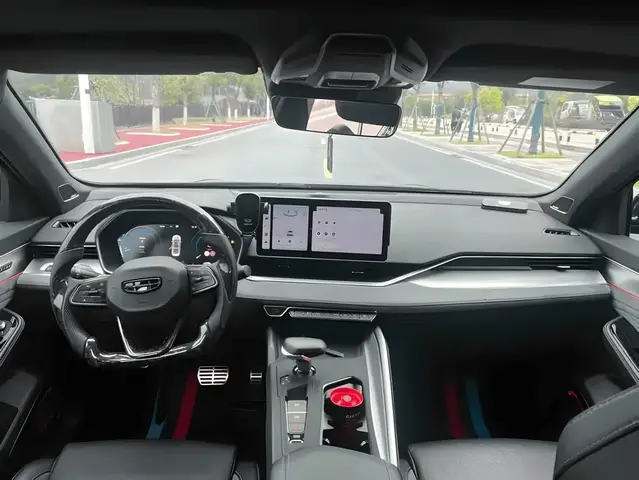 GEELY XINGRUI 2022