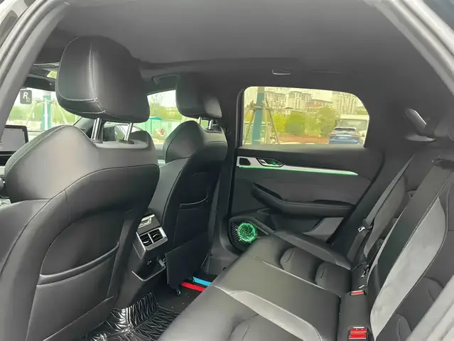 GEELY XINGRUI 2022