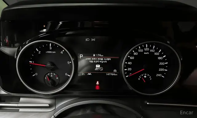 KIA CARNIVAL 9-SEATER PRESTIGE 2021