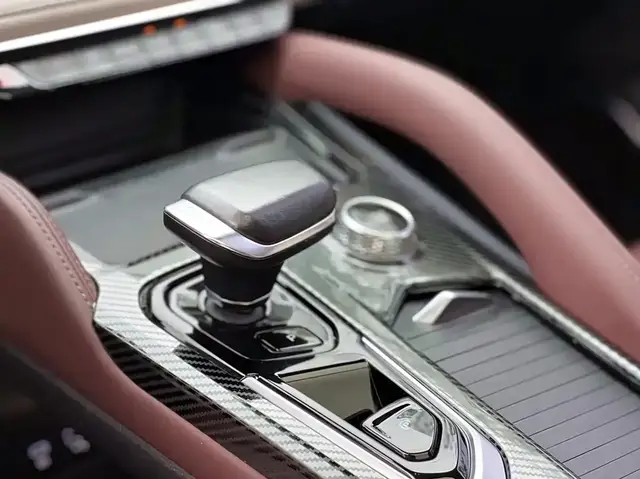 GEELY MONJARO HIGH-POWER AUTOMATIC FOUR-WHEEL DRIVE FLAGSHIP EDITION 2022