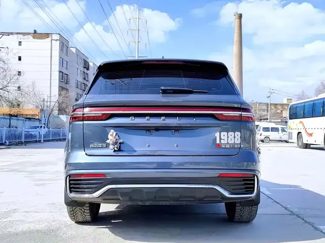 GEELY MONJARO HIGH-POWER AUTOMATIC TWO-WHEEL DRIVE FLAGSHIP EDITION 2023