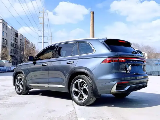 GEELY MONJARO HIGH-POWER AUTOMATIC TWO-WHEEL DRIVE FLAGSHIP EDITION 2023