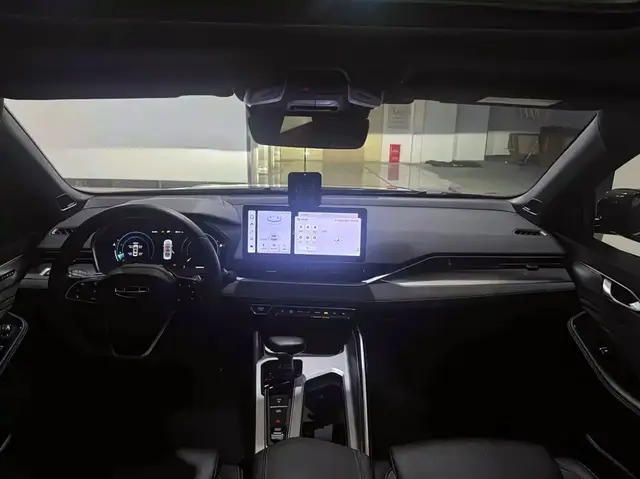 GEELY PREFACE ONLY AVAILABLE IN LIGHT GREEN EDITION 2022