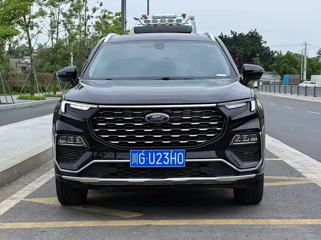 FORD EQUATOR ECOBOOST 225 PLATINUM EDITION 7-SEATER 2023