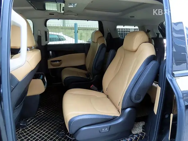 KIA CARNIVAL NOBLESSE 2022