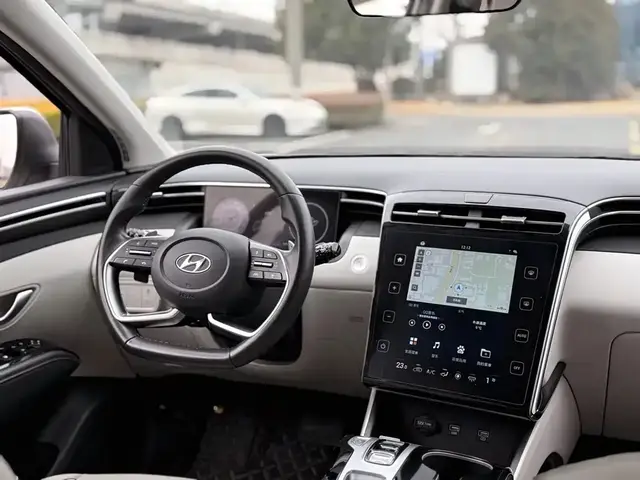HYUNDAI TUCSON 2.0L HYBRID PREMIUM EDITION 2022