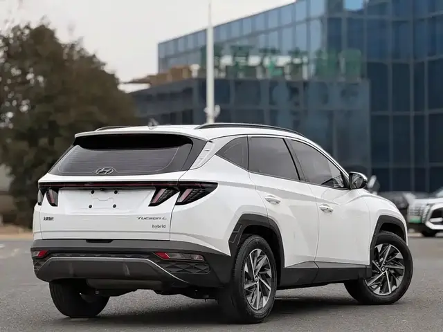HYUNDAI TUCSON 2.0L HYBRID PREMIUM EDITION 2022