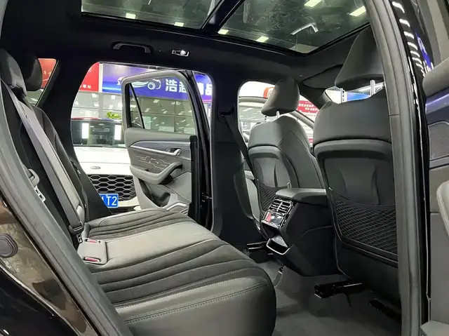 GEELY MONJARO 2.0TD HIGH-POWER AUTOMATIC 2WD SKY EDITION 2024