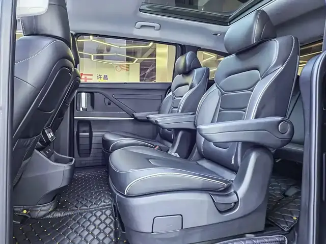 HYUNDAI CUSTO 270TGDI PREMIUM EDITION LUX 2023