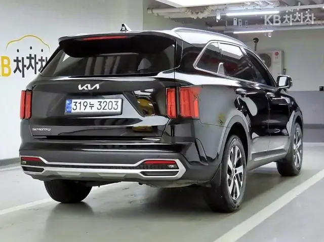 KIA SORENTO 2.5 T-GDI 2WD NOBLESSE 2022