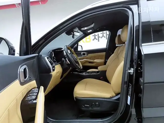 KIA SORENTO 2.5 T-GDI 2WD NOBLESSE 2022