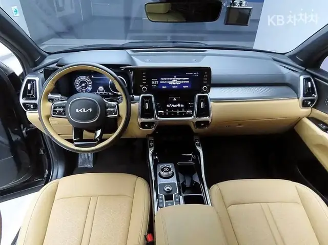 KIA SORENTO 2.5 T-GDI 2WD NOBLESSE 2022