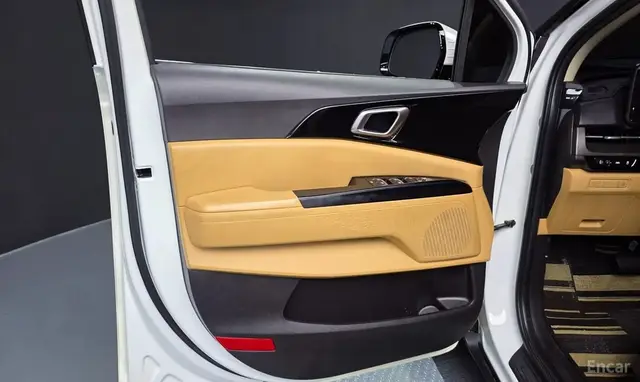KIA CARNIVAL 2.2 VGT 9-SEATER PRESTIGE 2021