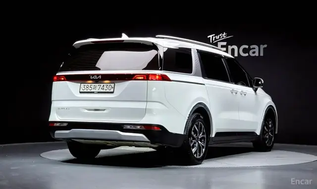KIA CARNIVAL 2.2 VGT 9-SEATER PRESTIGE 2021
